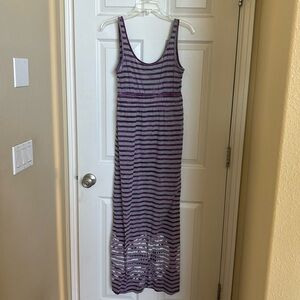 Super comfy and lightweight tank maxi dress by Prana. Size small.